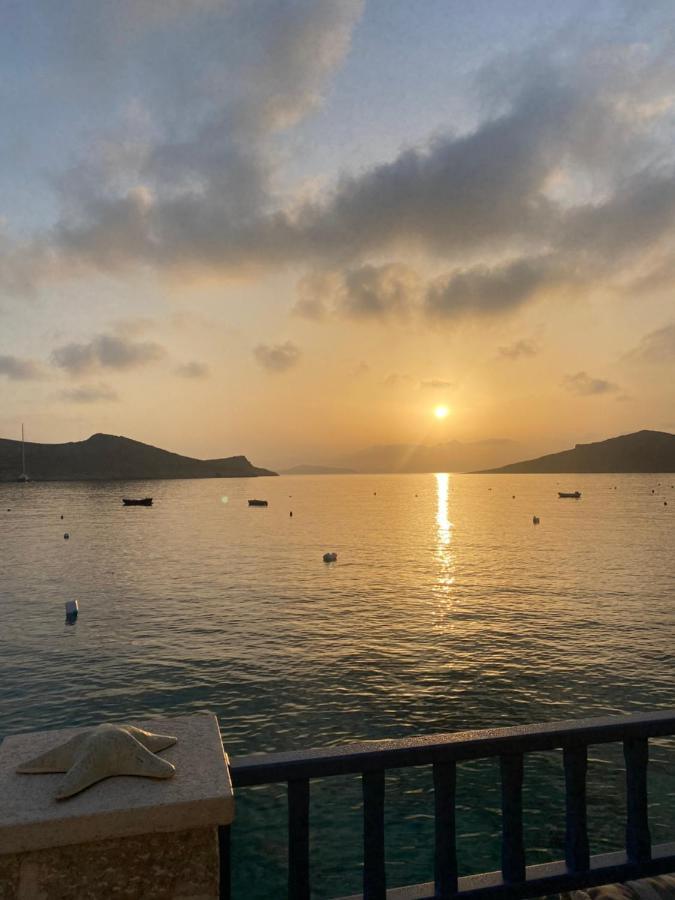 Halki Sea Breeze - A Waterfront Villa エクステリア 写真